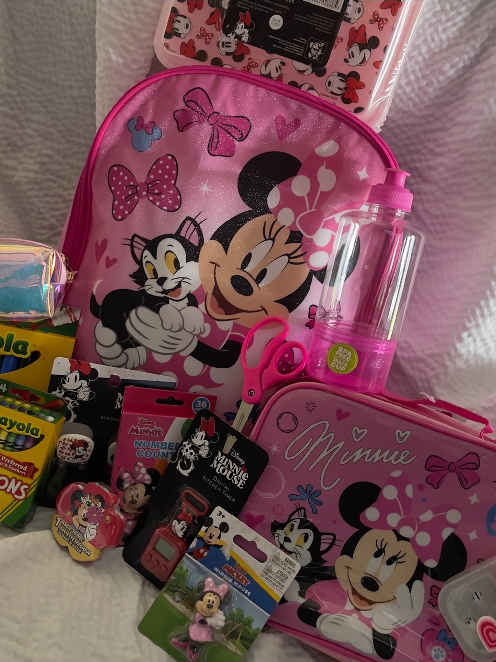 Disney Minnie Mouse Pink School Set with Backpack, Lunchbox & Accessories - Picture 10 of 10